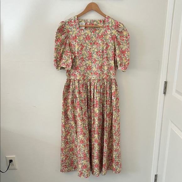 Vintage 80s Laura Ashley Dress - Picture 2 of 8